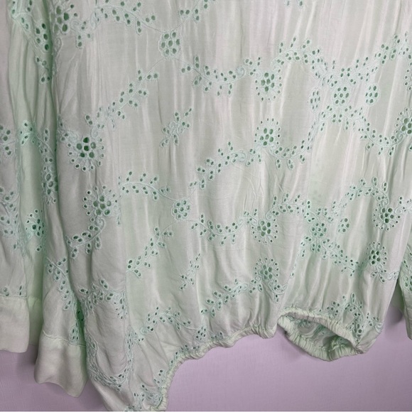 YOUNG FABULOUS & BROKE Mint Geneva Eyelet Top - Picture 8 of 10